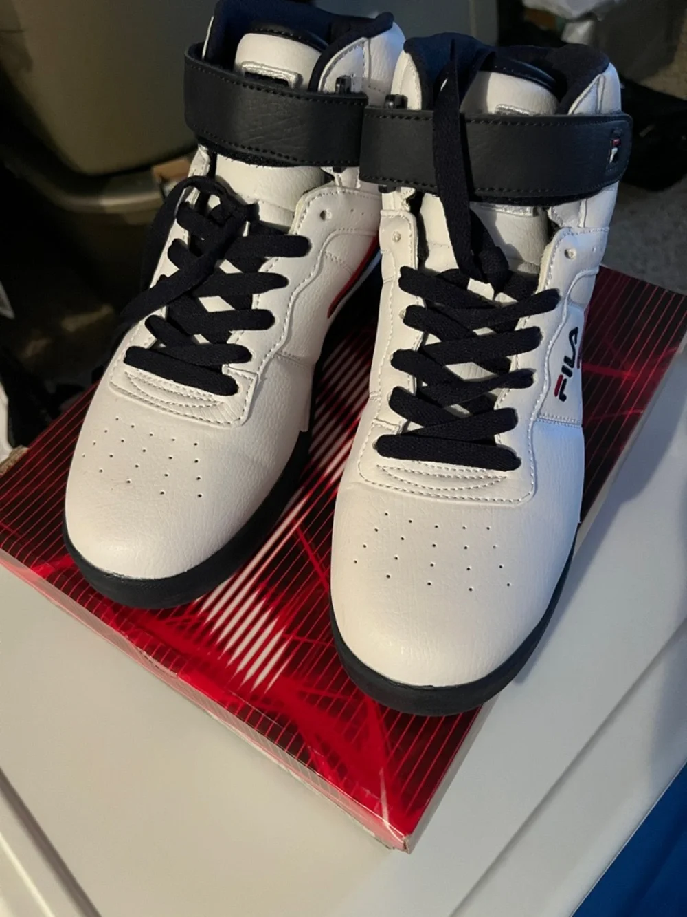 Fila Men's White High-Top Sneakers with Red and Black Accents - Picture 4 of 5